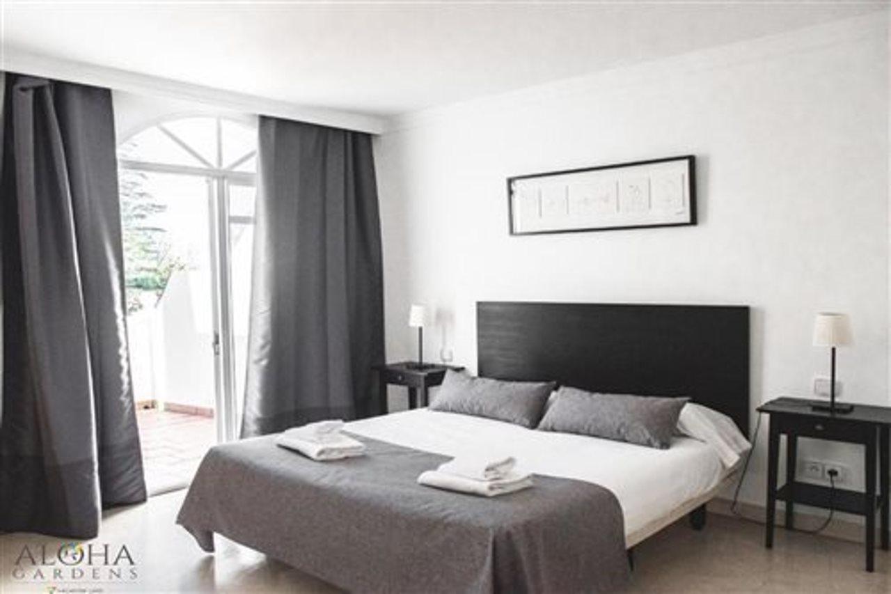 Aloha Gardens By Vacation Care Lägenhet Marbella Exteriör bild